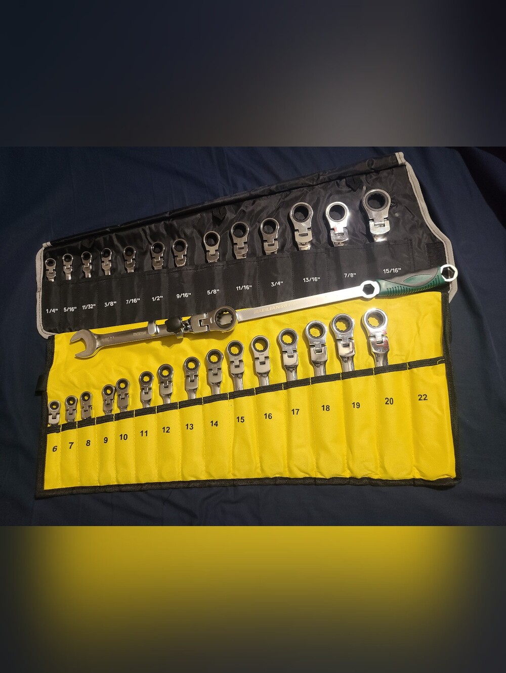 29 Piece Flex-Head Ratchet Wrench Set & 20" Breaker Bar Bundle! New!